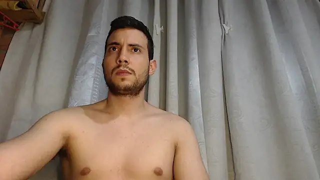 Snapshot of Armando_2002 chatting on March 2025 03:48:02 AM Armando 2002 online show from March 2025 03:48:02 AM