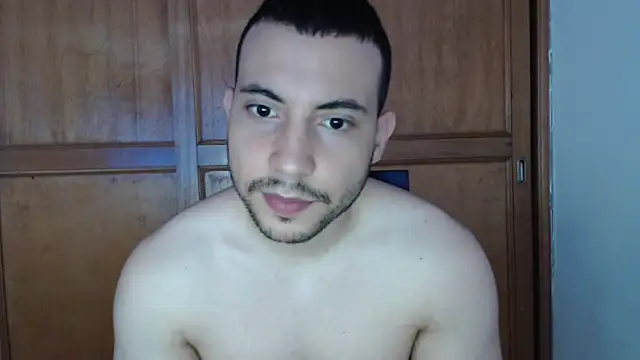 Snapshot of Armando_2002 chatting on June 2026 04:41:02 PM Armando 2002 online show from June 2026 04:41:02 PM