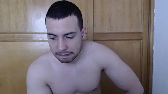 Snapshot of Armando_2002 chatting on June 2026 04:02:02 PM Armando 2002 online show from June 2026 04:02:02 PM