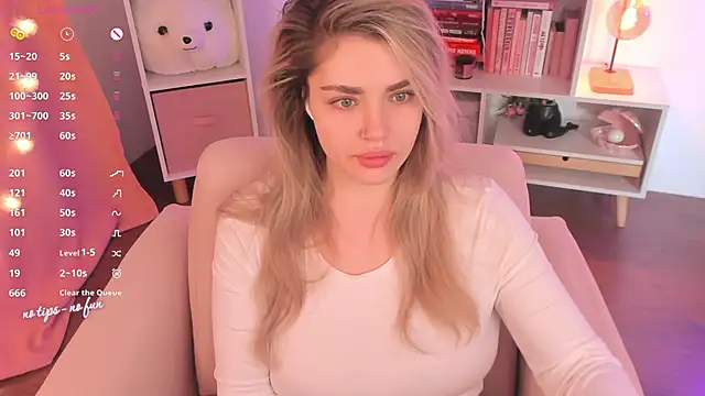 pussy-kattt online show from January 2025 11:13:01 AM