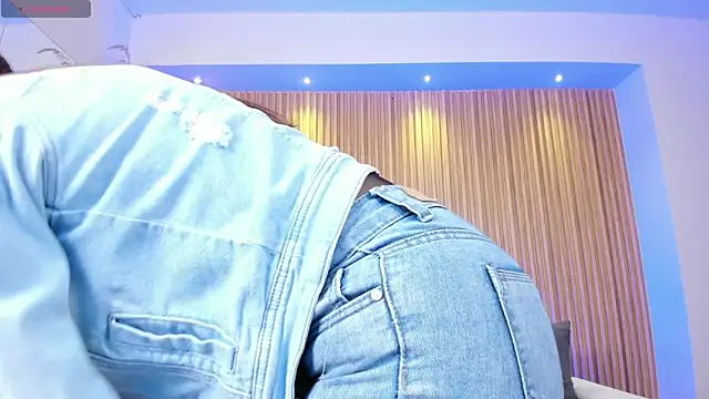 miataylorr1 online show from March 2025 11:42:02 AM