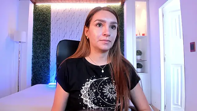 miataylorr1 online show from October 2025 12:16:01 PM