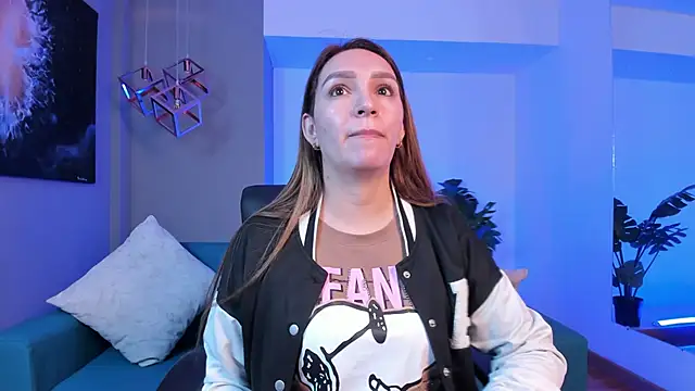 miataylorr1 online show from November 2025 12:26:01 PM