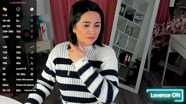 EmaBrownie online show from October 2025 09:44:02 PM