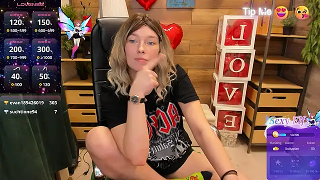 Snapshot of _fiona_Love chatting on February 2025 12:37:01 AM  fiona Love online show from February 2025 12:37:01 AM