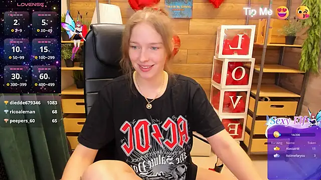 Snapshot of _fiona_Love chatting on March 2025 12:51:01 AM  fiona Love online show from March 2025 12:51:01 AM