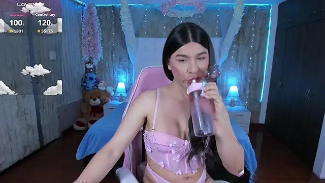 Snapshot of floryn_susana chatting on January 2026 11:18:02 PM floryn susana online show from January 2026 11:18:02 PM