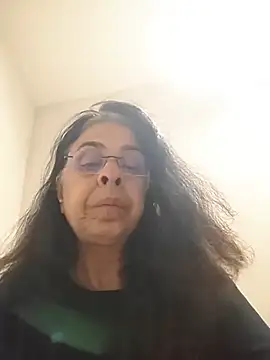 Susannemilf online show from November 2025 04:00:02 AM