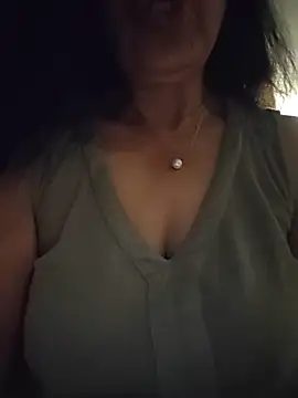 Susannemilf online show from February 2026 01:48:01 AM