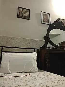 Susannemilf online show from April 2026 03:00:02 AM