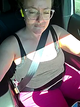 julimonroe online show from March 2025 07:17:01 PM