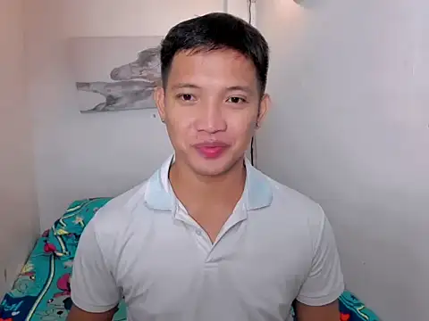 xSebastian19 online show from September 2025 04:52:01 PM