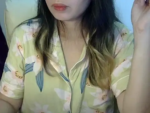    zurIII09  online show from September 2025 11:15:01 AM