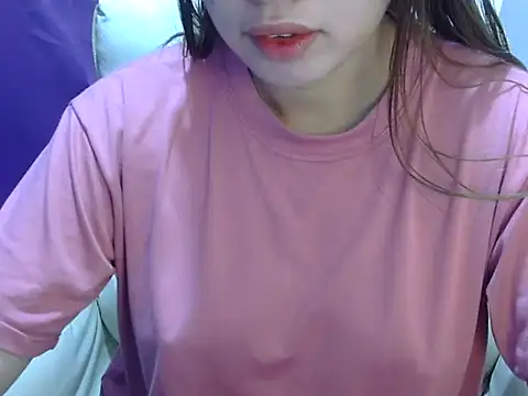    zurIII09  online show from February 2026 12:03:01 AM