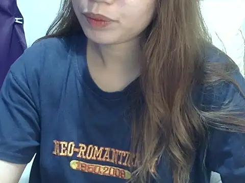    zurIII09  online show from April 2026 07:17:02 AM