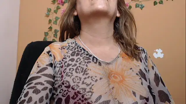 Snapshot of Hellensextits chatting on December 2024 10:39:02 AM Hellensextits online show from December 2024 10:39:02 AM