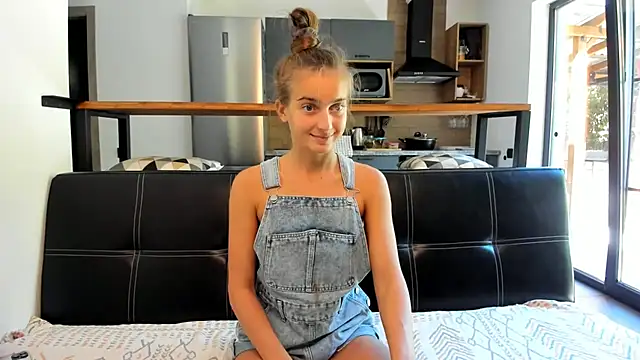 ElizSweet online show from October 2025 09:59:02 AM