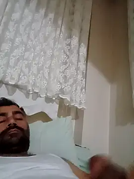 kevgir08 online show from October 2025 10:37:01 PM