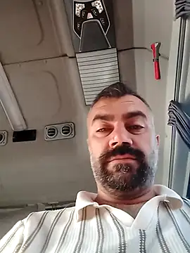 Snapshot of kevgir08 chatting on June 2026 04:24:02 AM kevgir08 online show from June 2026 04:24:02 AM