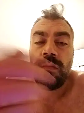 Snapshot of kevgir08 chatting on July 2026 06:34:02 PM kevgir08 online show from July 2026 06:34:02 PM