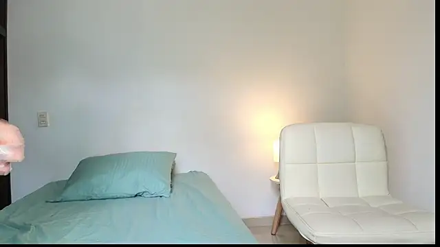 carminaurmommy online show from December 2024 07:04:02 PM