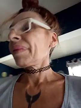 FrozenWaffle online show from February 2026 03:10:01 PM