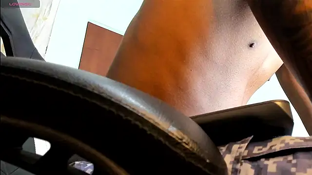 YeremiBrowm online show from December 2024 10:51:02 PM