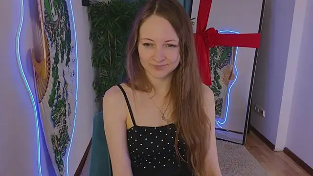 Snapshot of freya_nilsson chatting on January 2025 12:28:02 PM freya nilsson online show from January 2025 12:28:02 PM
