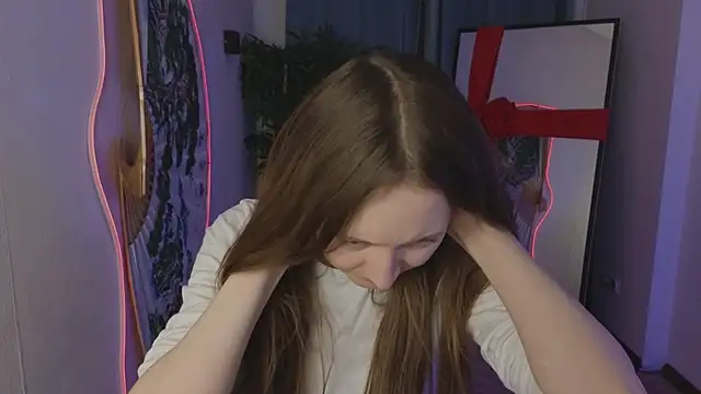 Snapshot of freya_nilsson chatting on January 2025 03:14:02 PM freya nilsson online show from January 2025 03:14:02 PM
