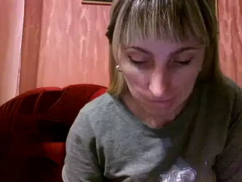 Snapshot of Biddy_Alana chatting on December 2024 08:15:01 PM Biddy Alana online show from December 2024 08:15:01 PM