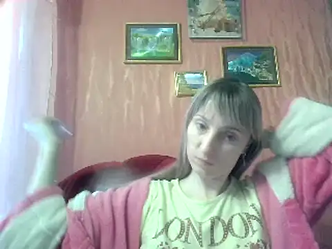 Snapshot of Biddy_Alana chatting on January 2025 07:42:01 AM Biddy Alana online show from January 2025 07:42:01 AM