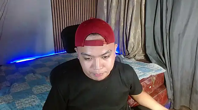 xsweetasian69x online show from January 2025 04:40:01 PM