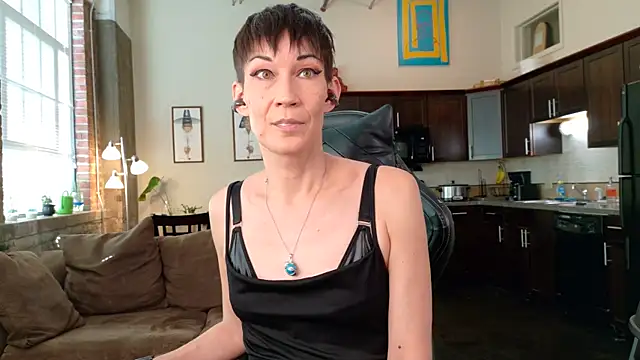 EveEnigma online show from January 2026 08:21:01 PM