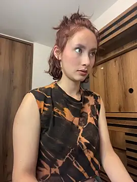 Snapshot of bellaa-w chatting on July 2026 02:07:02 AM bellaa-w online show from July 2026 02:07:02 AM