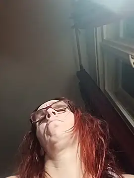 Dettybitch40 online show from February 2026 07:56:01 PM