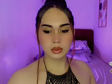 Snapshot of AlodiaOfCums chatting on October 2025 01:46:02 PM AlodiaOfCums online show from October 2025 01:46:02 PM