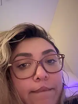 nativepumpkin95 online show from January 2025 06:55:02 AM