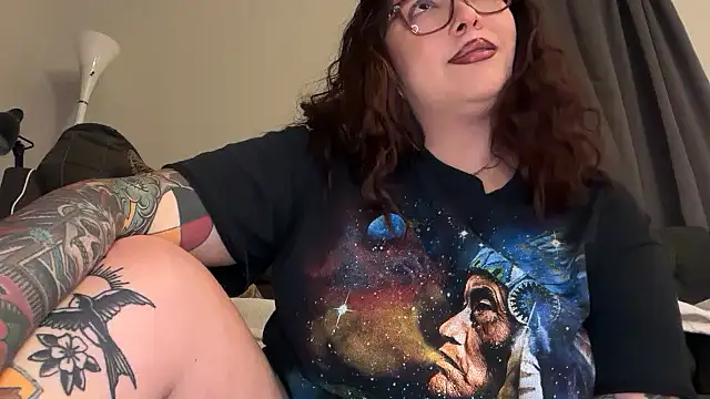 nativepumpkin95 online show from March 2026 02:06:01 AM