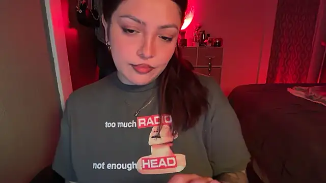 nativepumpkin95 online show from April 2026 06:25:01 AM