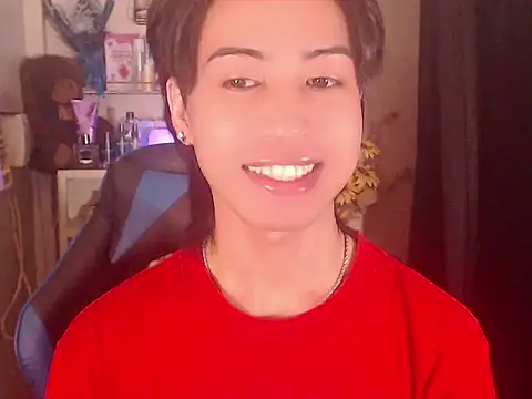 Snapshot of Lemonadexxx chatting on April 2026 12:50:02 PM Lemonadexxx online show from April 2026 12:50:02 PM