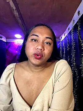 bettina love online show from November 2025 04:50:02 AM