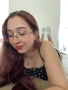 tsuki chan on online show from March 2026 05:28:01 PM