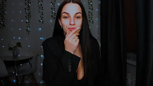 KarlaSim online show from January 2025 02:14:01 PM