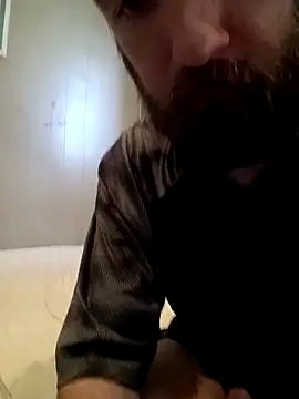 Snapshot of ShadowyTube chatting on March 2026 09:43:01 PM ShadowyTube online show from March 2026 09:43:01 PM