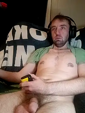Snapshot of ShadowyTube chatting on March 2026 11:59:02 PM ShadowyTube online show from March 2026 11:59:02 PM