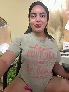 HotstuffCherrySummer online show from March 2025 11:29:02 AM