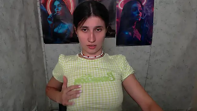 Snapshot of MaryEm976 chatting on July 2026 09:35:01 AM MaryEm976 online show from July 2026 09:35:01 AM