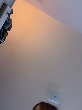 JESS LOVES online show from November 2025 04:33:01 PM