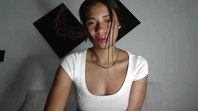 dark enchantress  online show from November 2025 10:34:01 PM