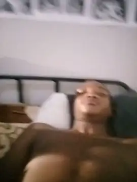 Snapshot of Lue3333 chatting on March 2026 02:50:01 AM Lue3333 online show from March 2026 02:50:01 AM